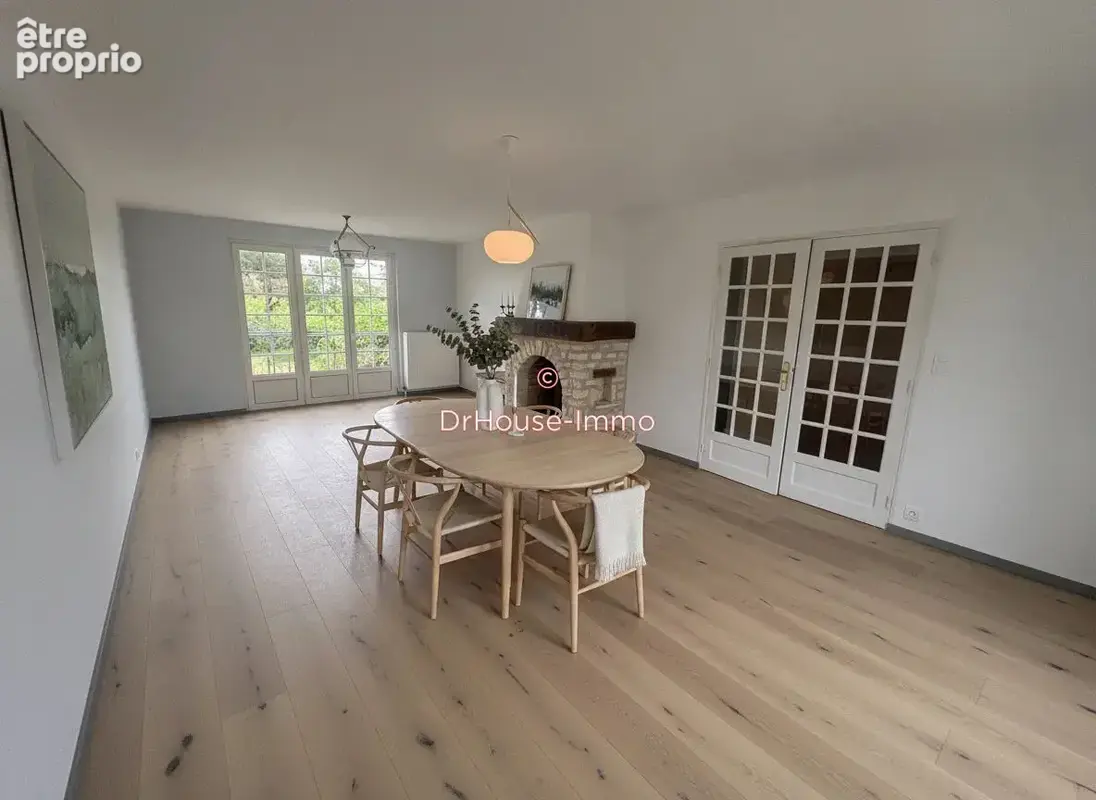 Maison 9 pièces 254 m² à vendre à Mignaloux-Beauvoir (86550) - photo 11