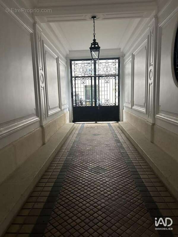Photo 3 - Appartement à PARIS-16E
