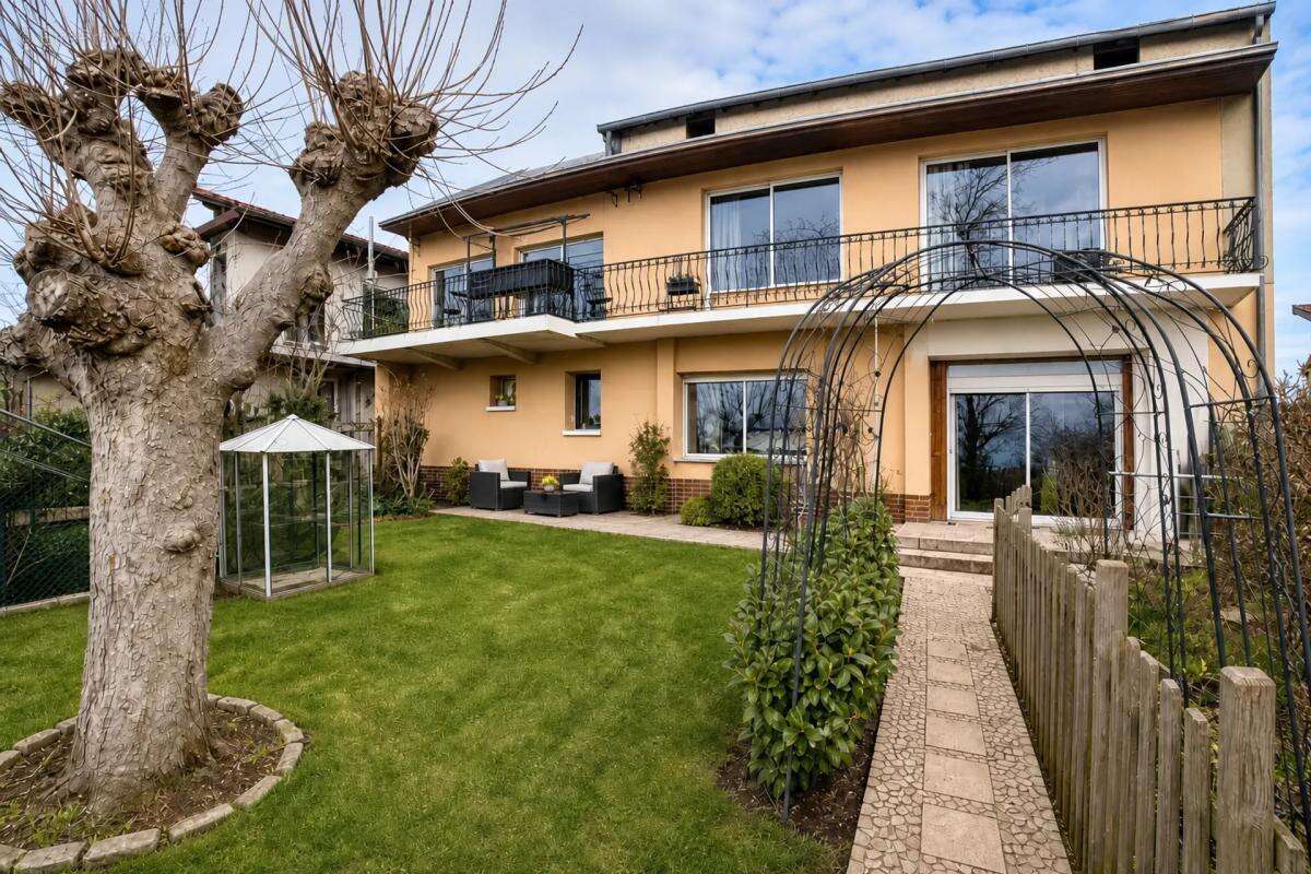 Maison de 13 pièces de 422 m² à Saint-Héand - photo 7