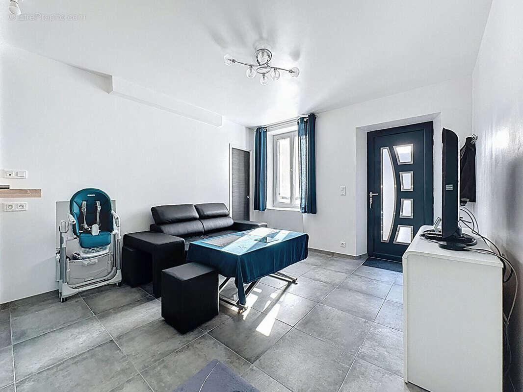 Maison à CERNAY-LA-VILLE