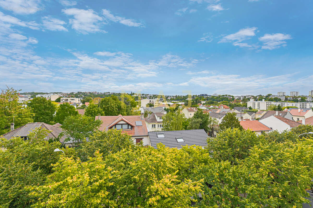 Appartement à LE PERREUX-SUR-MARNE