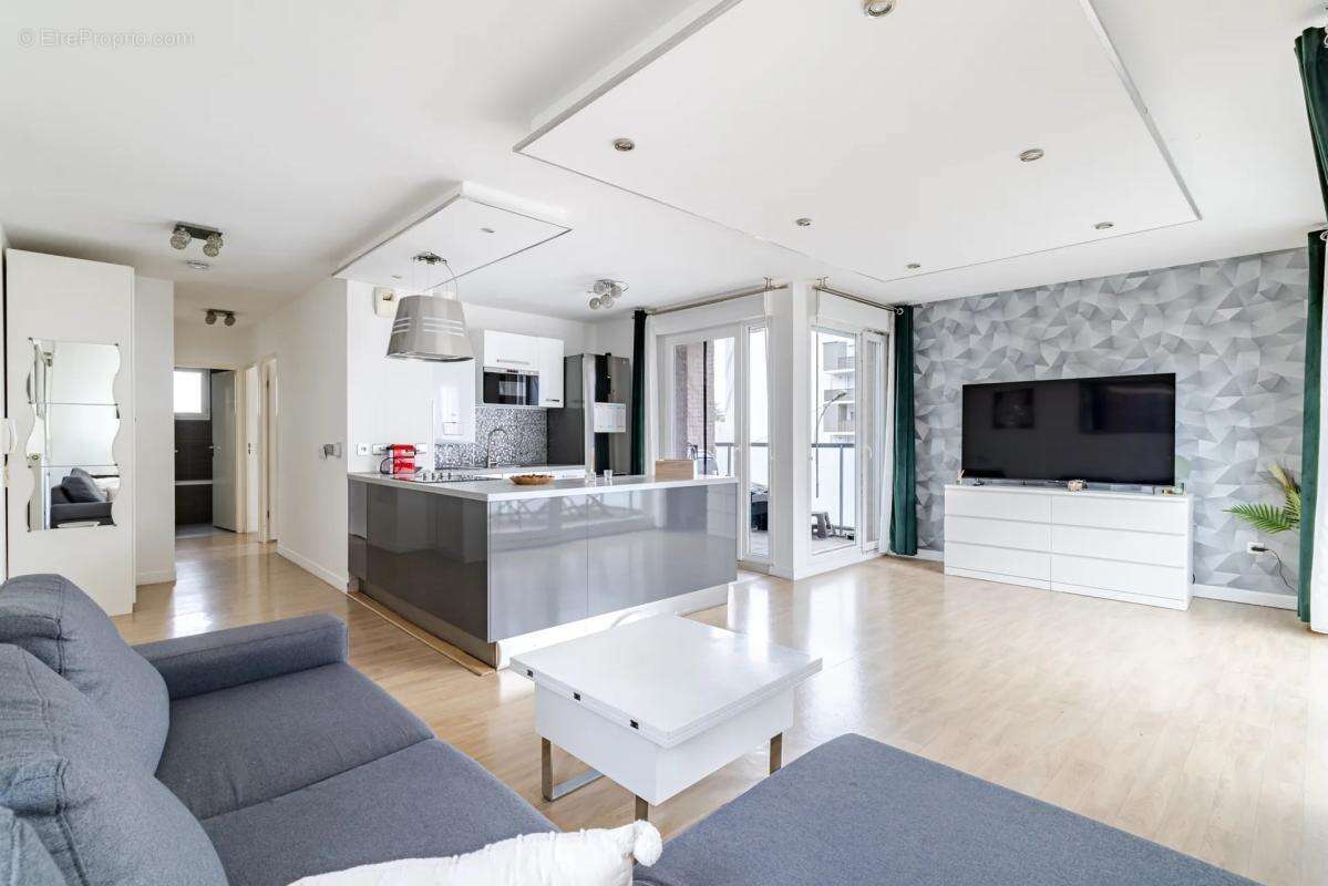Appartement à GENNEVILLIERS