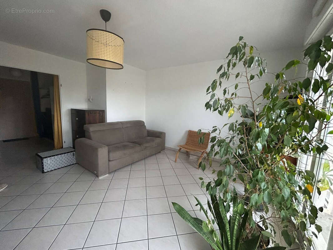 Appartement à PONTAULT-COMBAULT