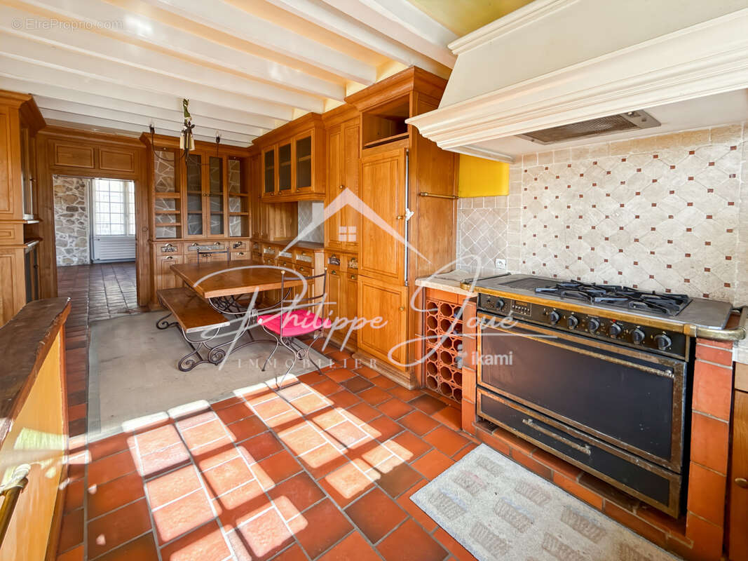 Maison à PONT-SUR-YONNE