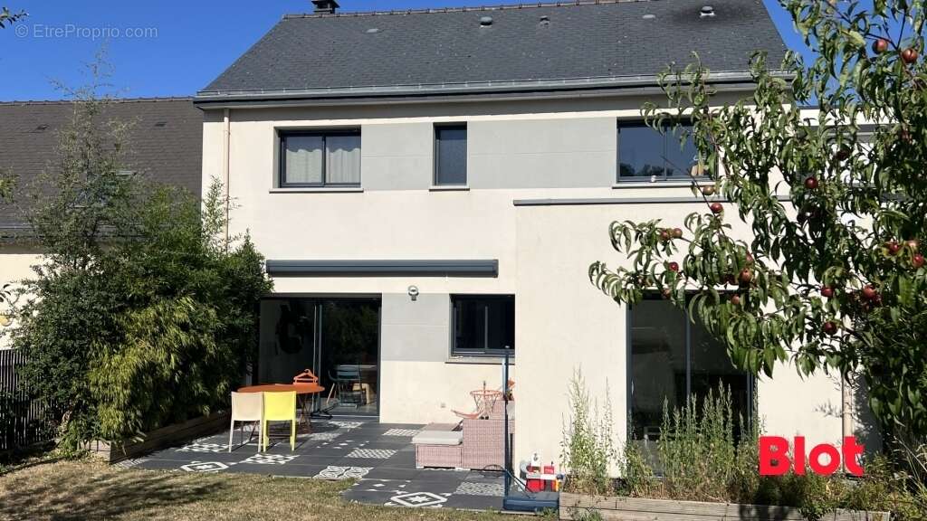 Maison 124 m² à Liffre  - photo 4