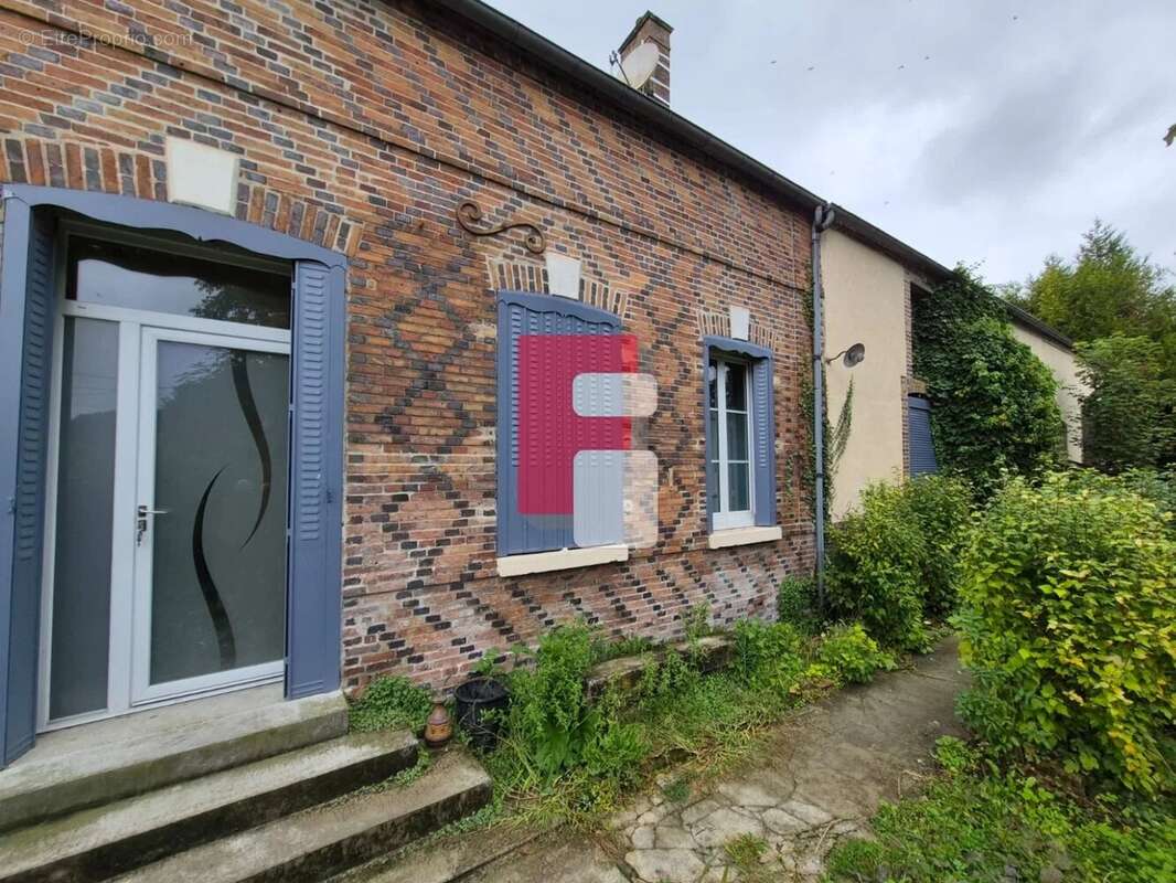 Maison à SAINT-FLAVY