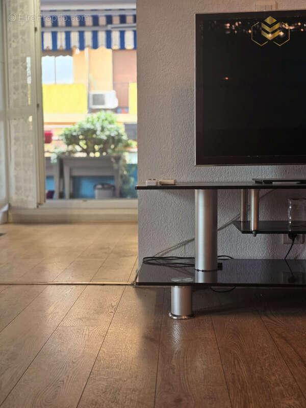 Appartement à ROQUEBRUNE-CAP-MARTIN