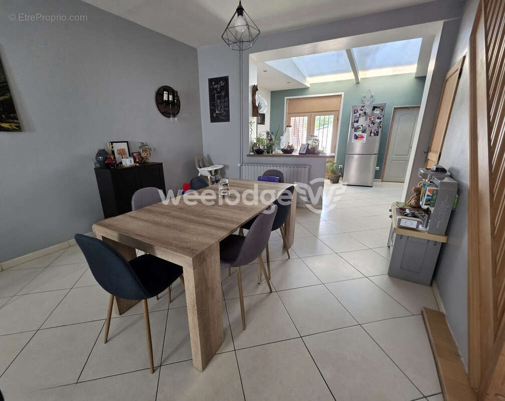 Maison à VIEUX-CONDE