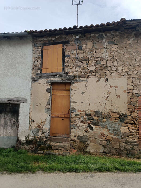 Maison à rénover avec garage - photo 7