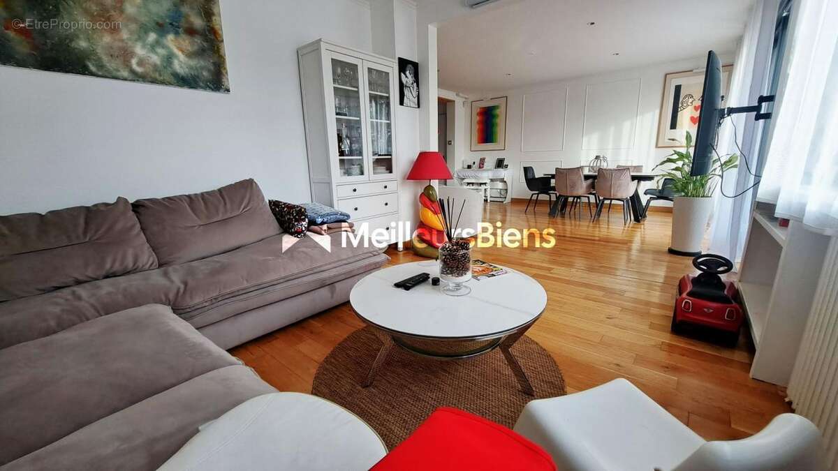 Maison à MONTMORENCY