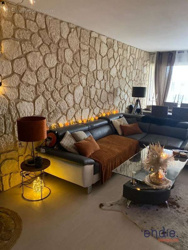 Appartement à MOULINS