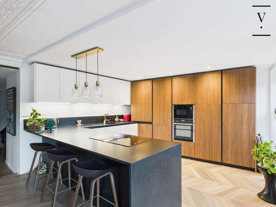 Appartement à PARIS-3E