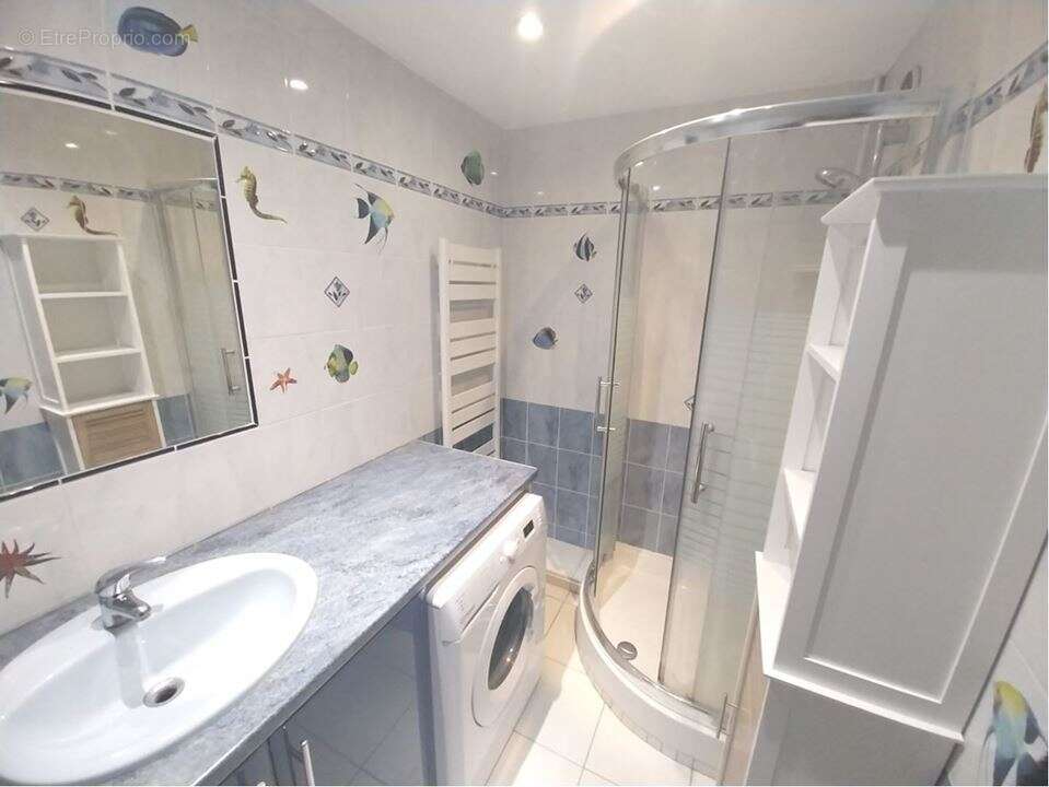 Appartement à MANDELIEU-LA-NAPOULE