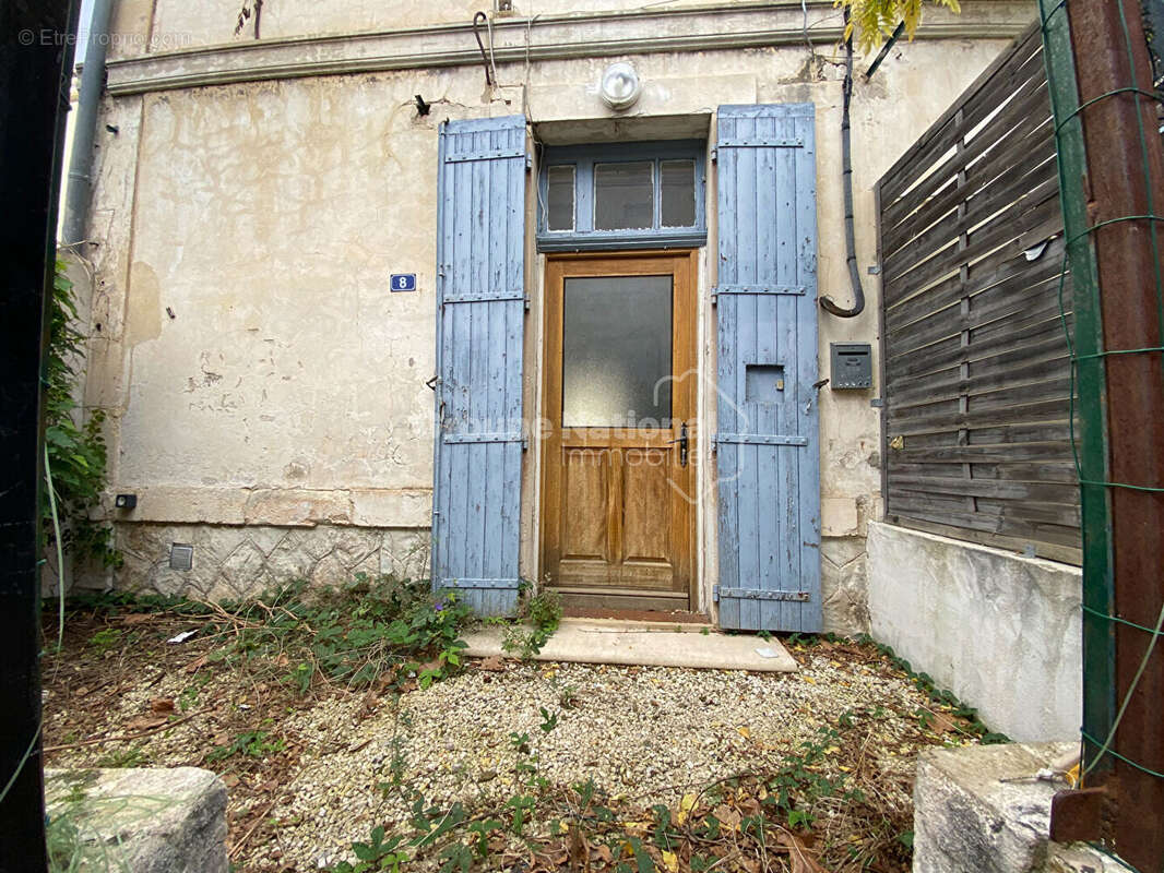 Maison à CHATEAURENARD