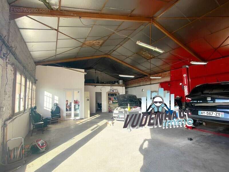 Commerce à LAUNAGUET