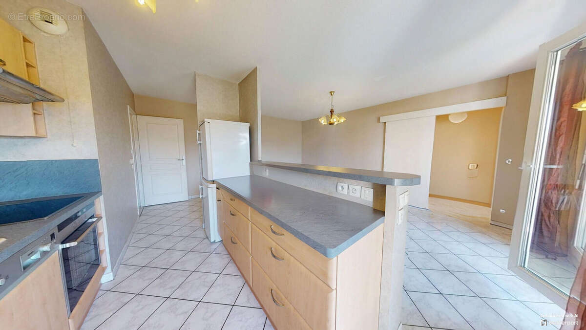 Appartement à SAINT-MARTIN-D&#039;HERES