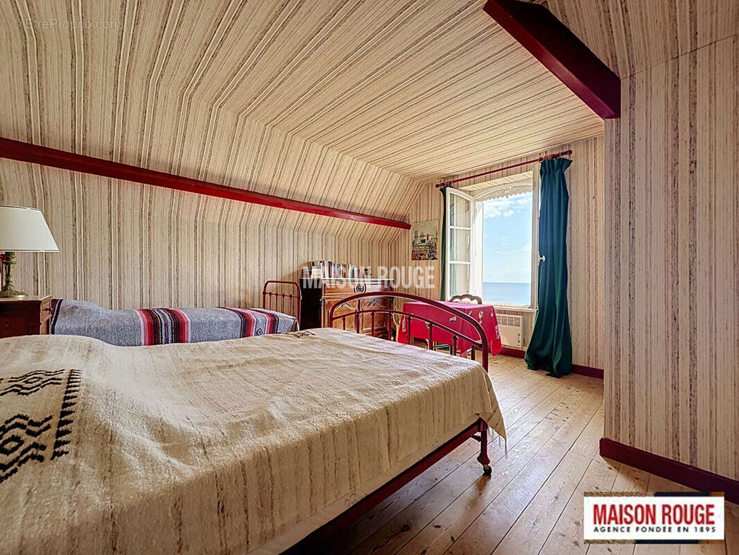 Maison de caractère vue mer exceptionnelle à Saint-Quay-Portrieux , 6 chambres, jardin paysager et fort potentiel - photo 21