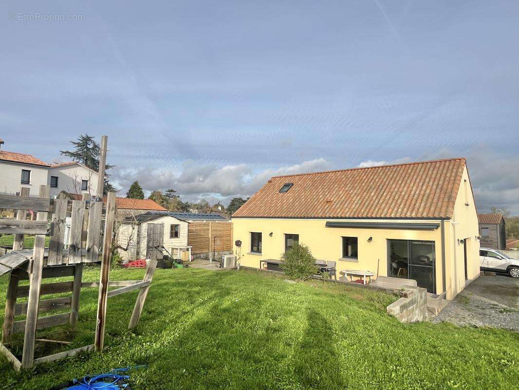 Maison à PONT-SAINT-MARTIN