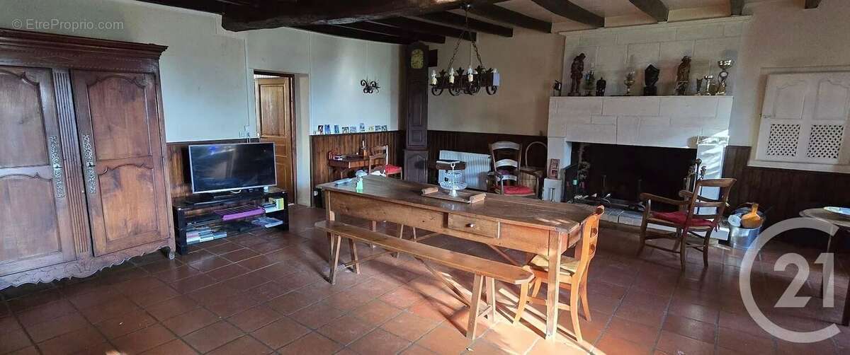 Maison 561 m² à Melleran  - photo 12