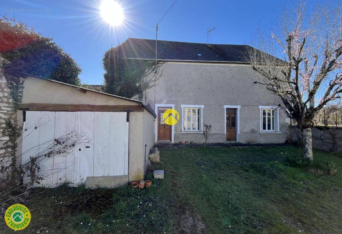 Maison à MAREUIL-SUR-ARNON