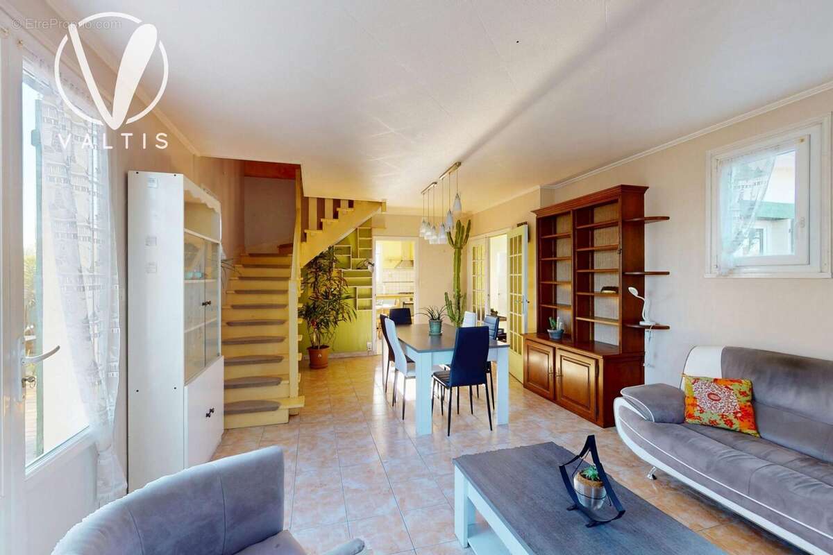 Maison à PLEVENON