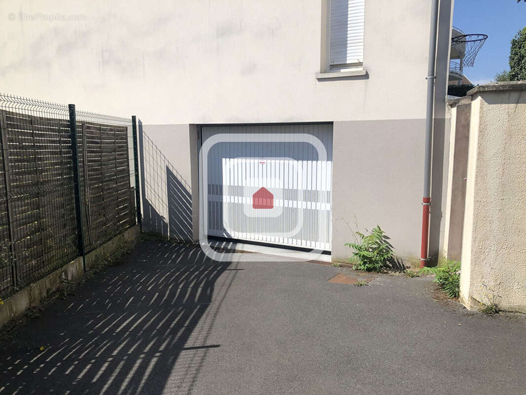 Exclusivite emplacement de parking a cormontreuil - photo 2