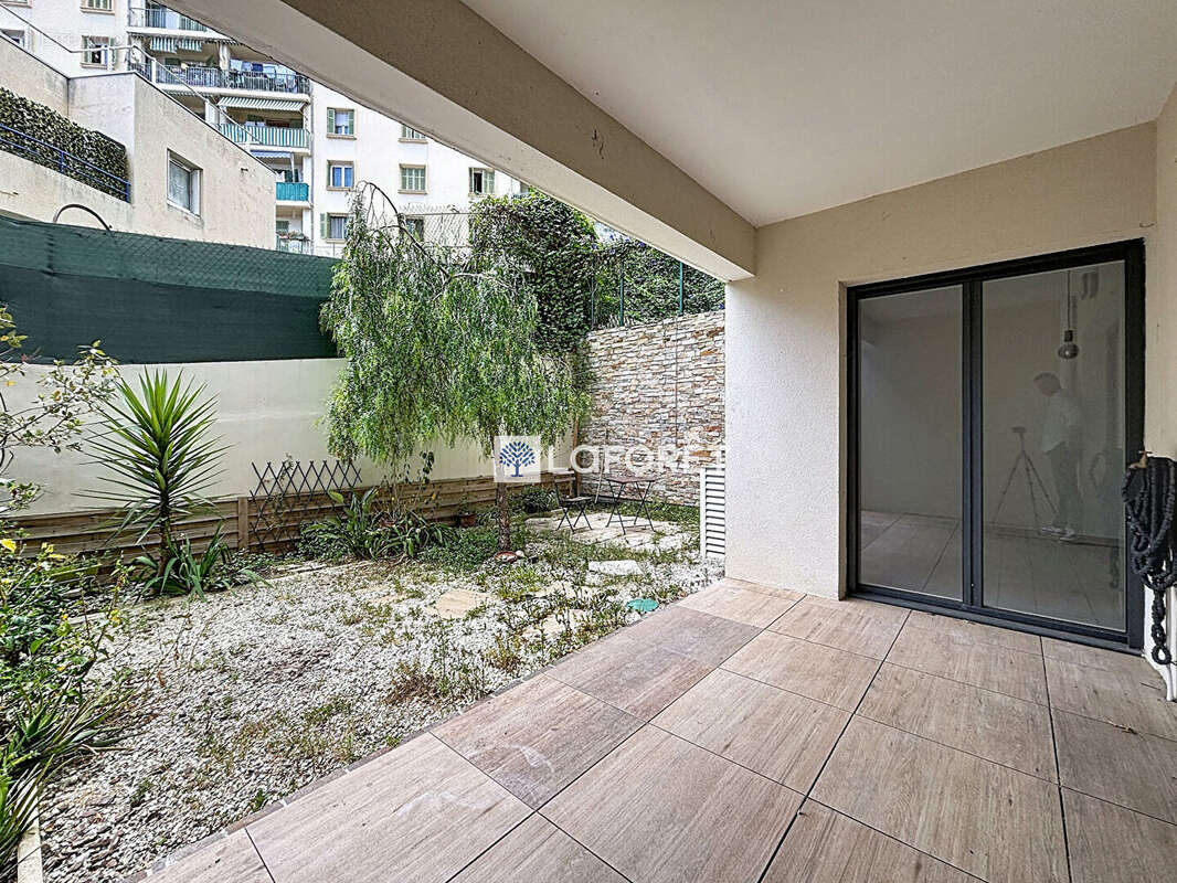 Beausoleil 2 pièces 40.01 m2 - jardin privatif et garage fermé - photo 14
