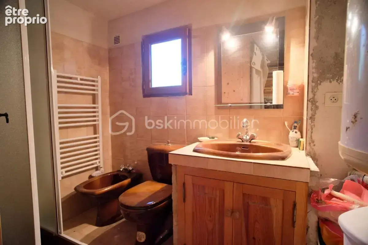 Maison de village de 45 m2 en pierre avec terrasse à finir de rénover - photo 8