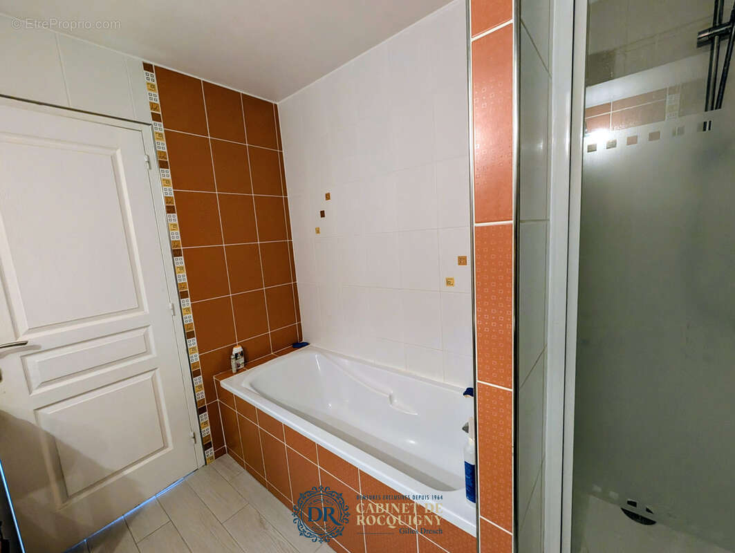 A vendre maison de ville hyper centre - photo 15