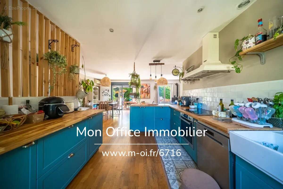 Maison à PERTUIS