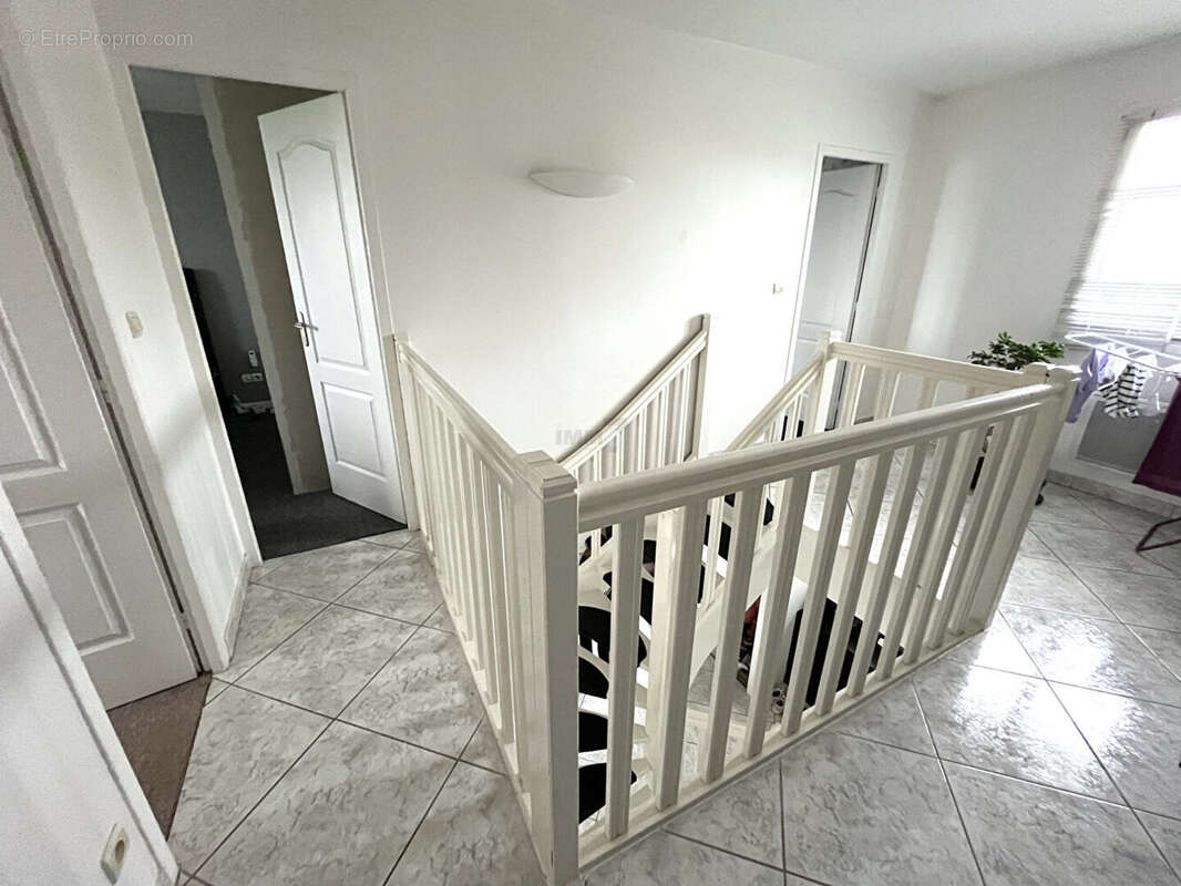 Maison à MONTMIRAIL