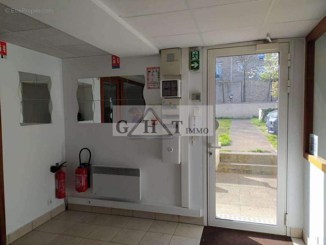 Commerce à MAISONS-ALFORT