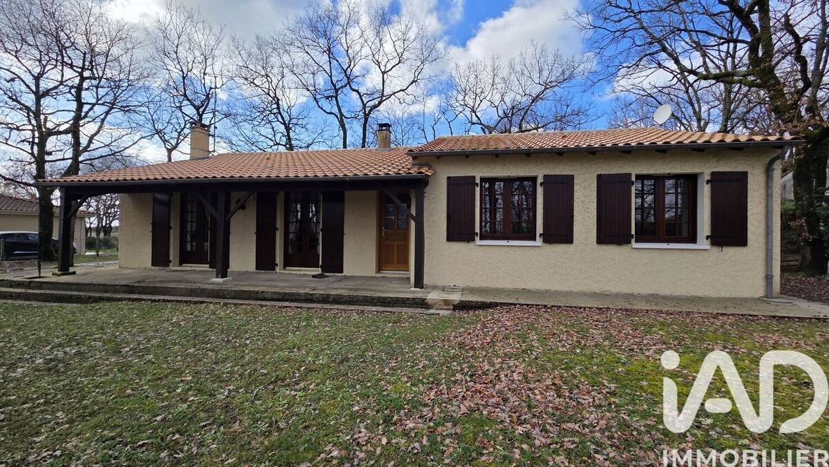 Photo 1 - Maison à SAINT-SATURNIN