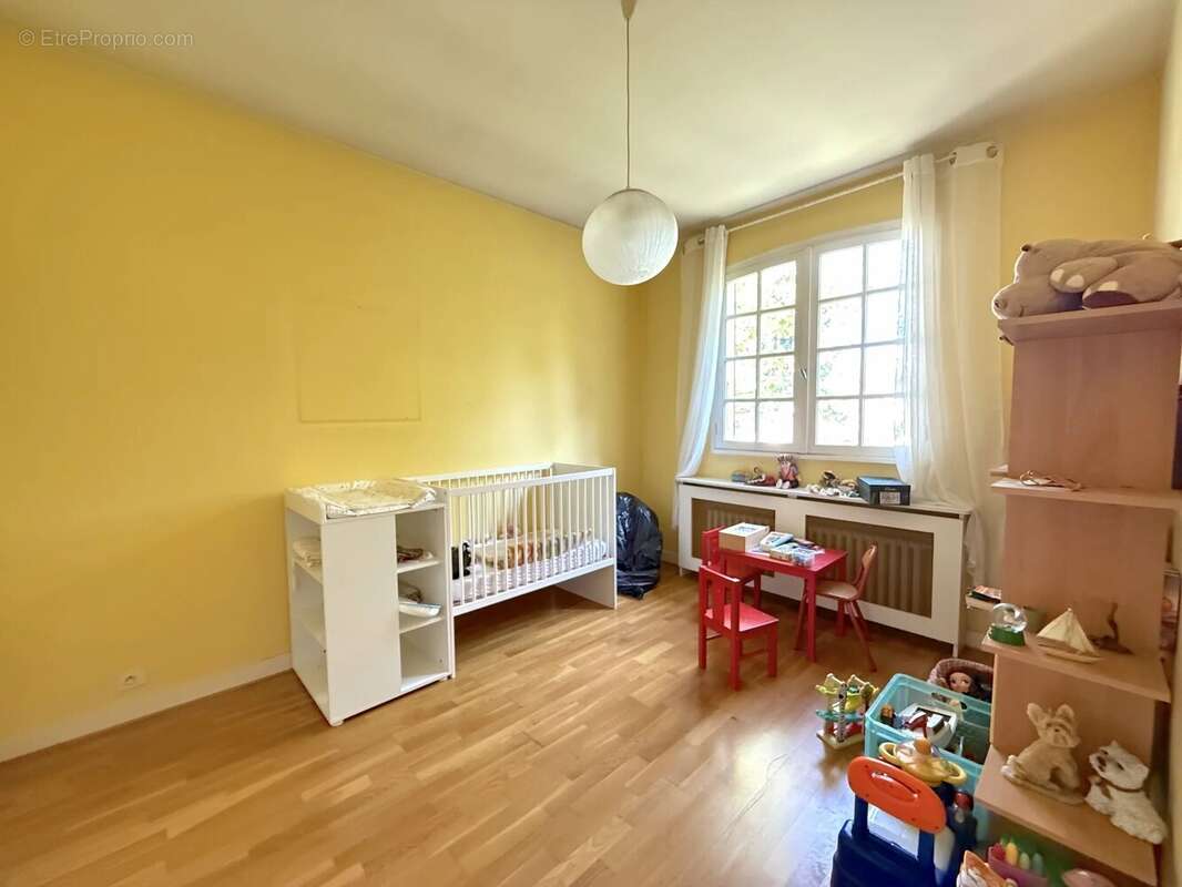 Maison à VILLECRESNES