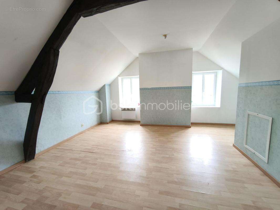 Maison à LIZY-SUR-OURCQ