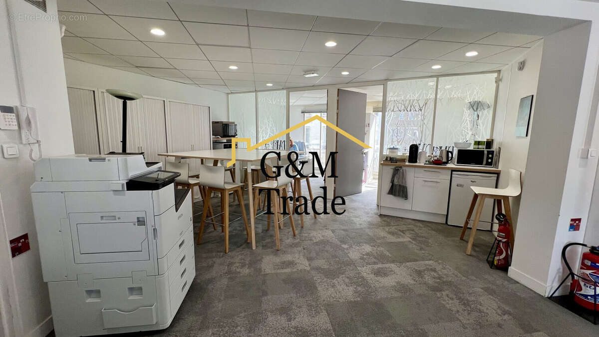 Commerce à VINCENNES