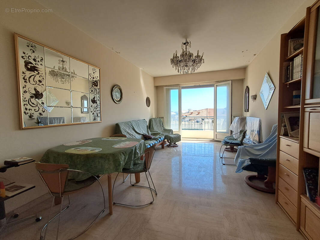 Appartement à NICE