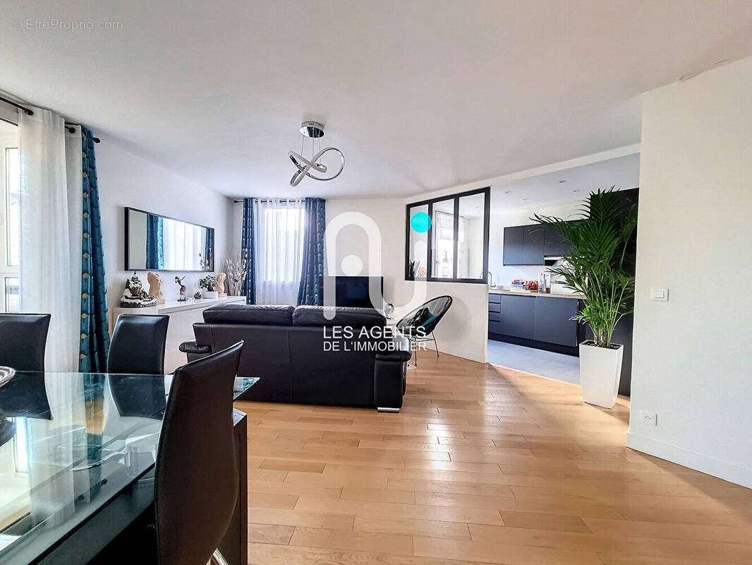 Appartement à ASNIERES-SUR-SEINE