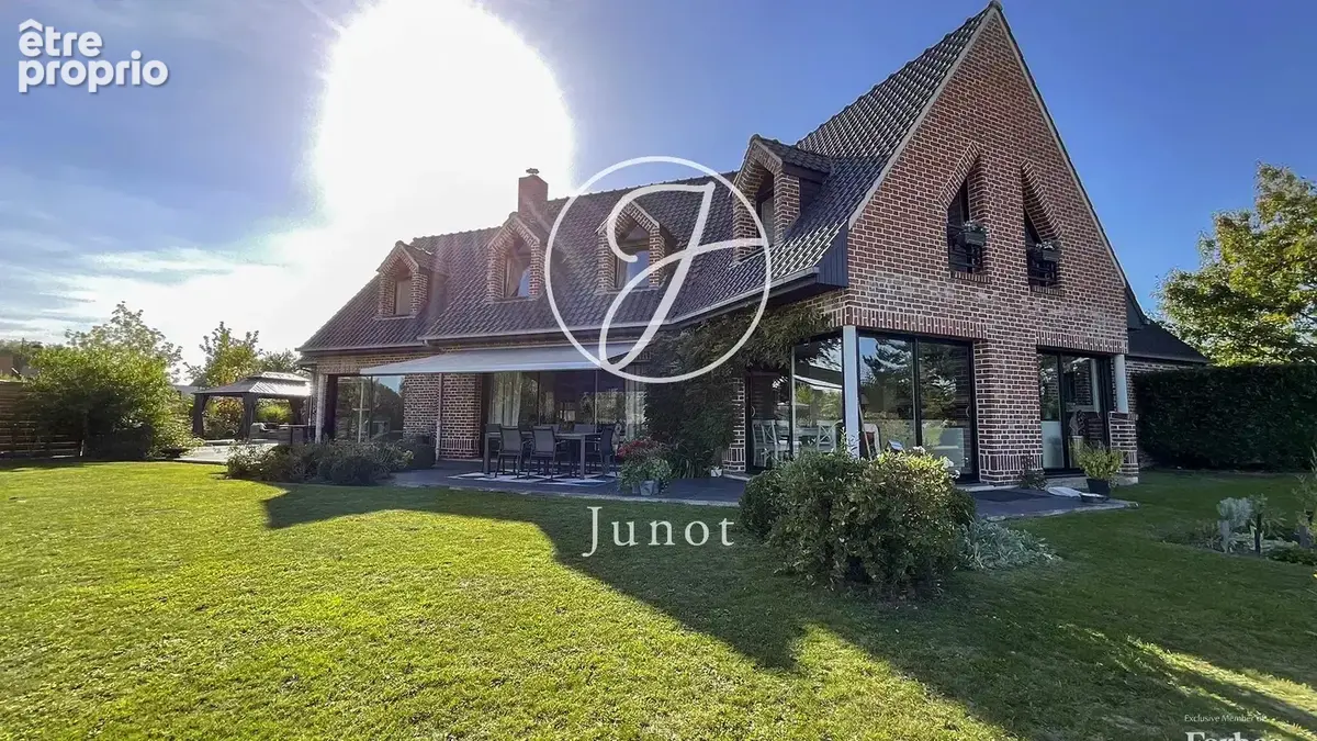 Mérignies – GOLF –  Demeure d'exception  – 7 pièces – 290m² -  5 chambres – Piscine – Jacuzzi– Garage et parkings - photo 6