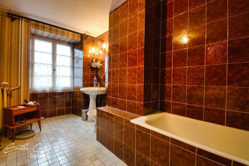 Maison 6 pièces MASSIGNAC (16) - photo 9