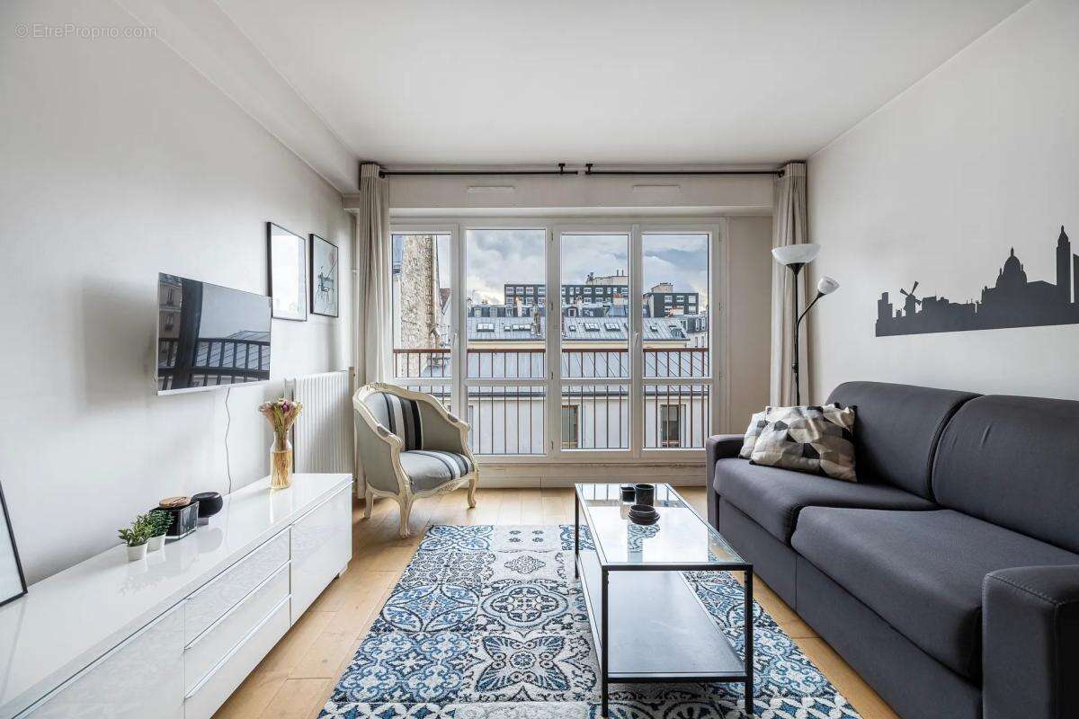 Appartement à PARIS-11E