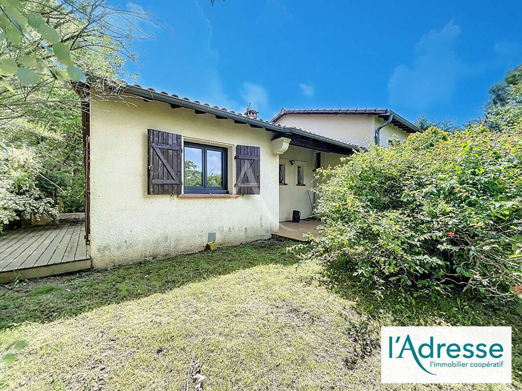 Maison à CASTELGINEST