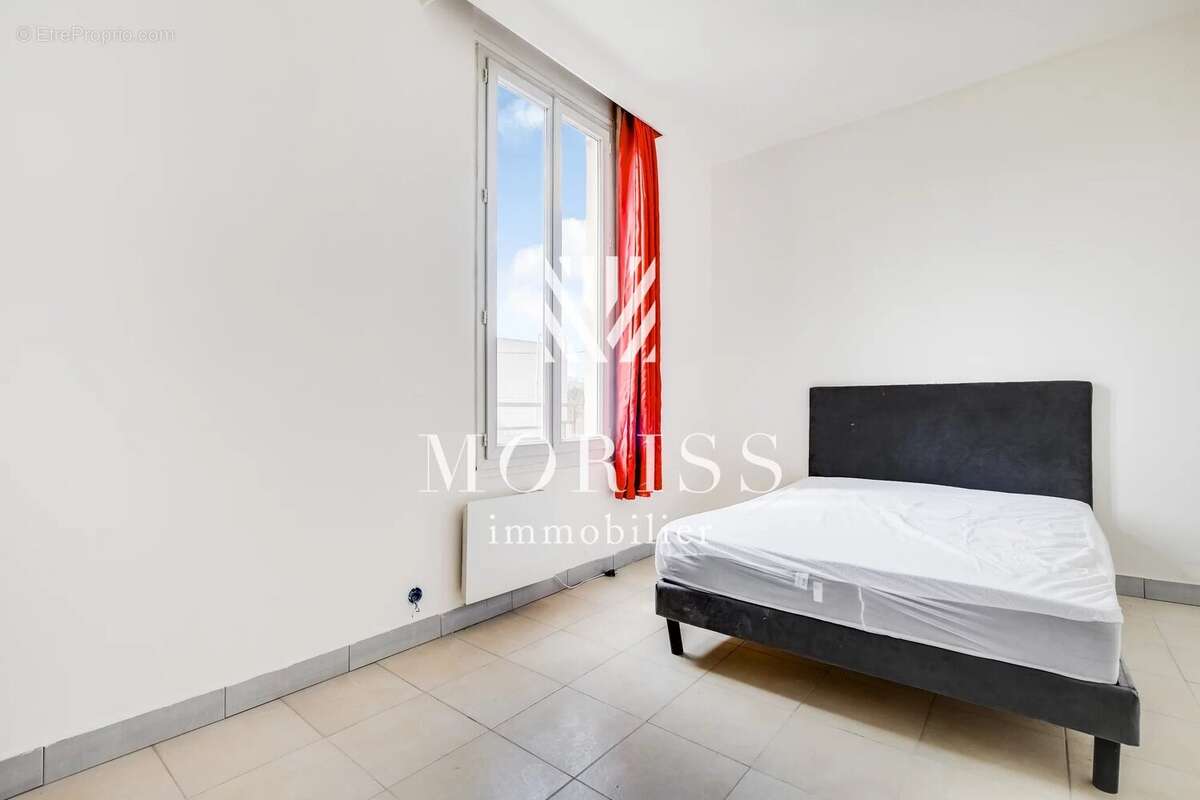 Saint Denis- Maison de 3 pièces + terrasse de 33,m² - photo 8