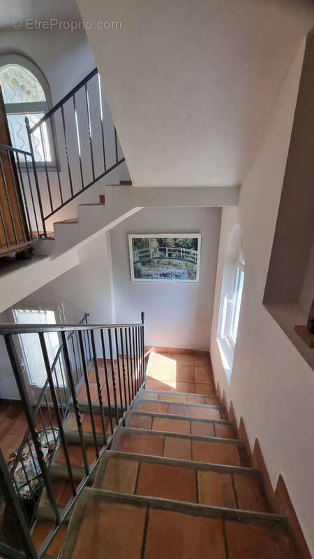 Maison à VILLENEUVE-DE-BERG