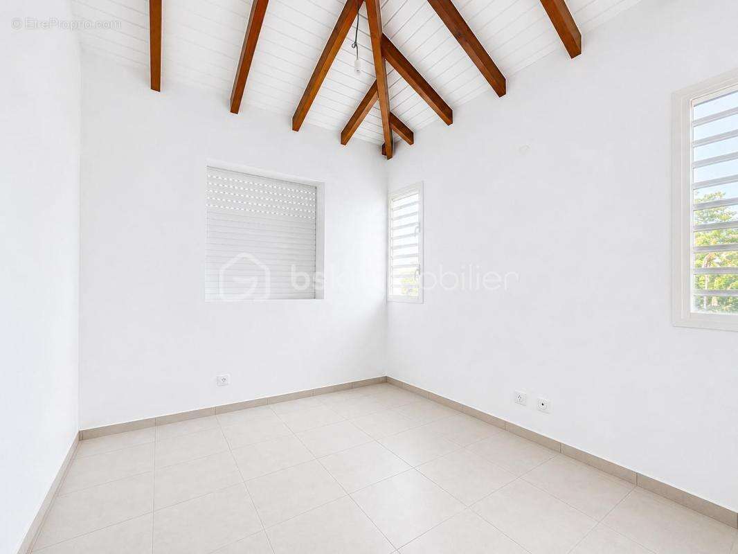 Opportunité ! Maison neuve 105 m2 - 3 chambres - Baie-Mahault - photo 6