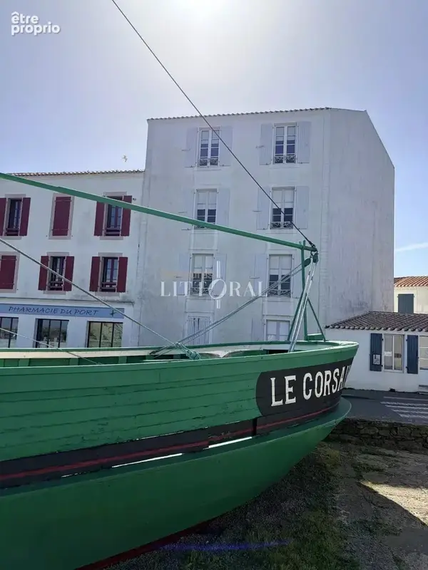 Bel immeuble de 1930 avec une vue mer panoramique à Port Joinville - photo 1