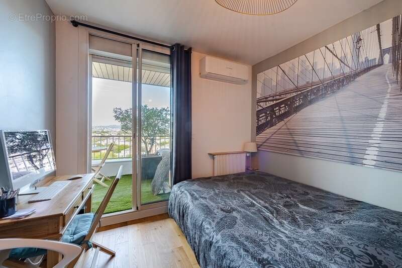 Appartement à MARSEILLE-8E