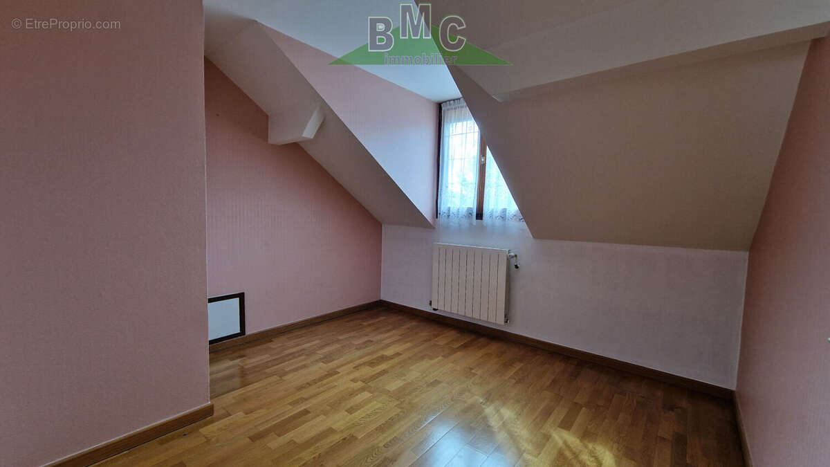 Maison à LE PLESSIS-BOUCHARD