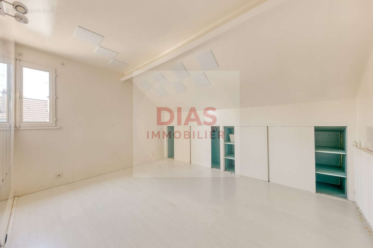 Maison à PONTAULT-COMBAULT