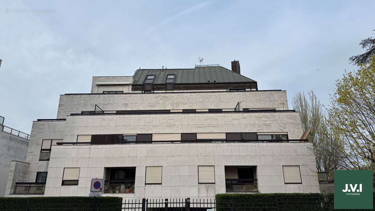 Appartement à ENGHIEN-LES-BAINS